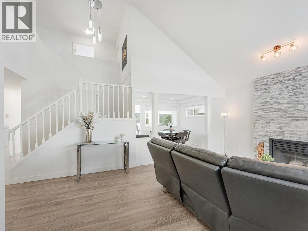 1668 PLATEAU CRESCENT