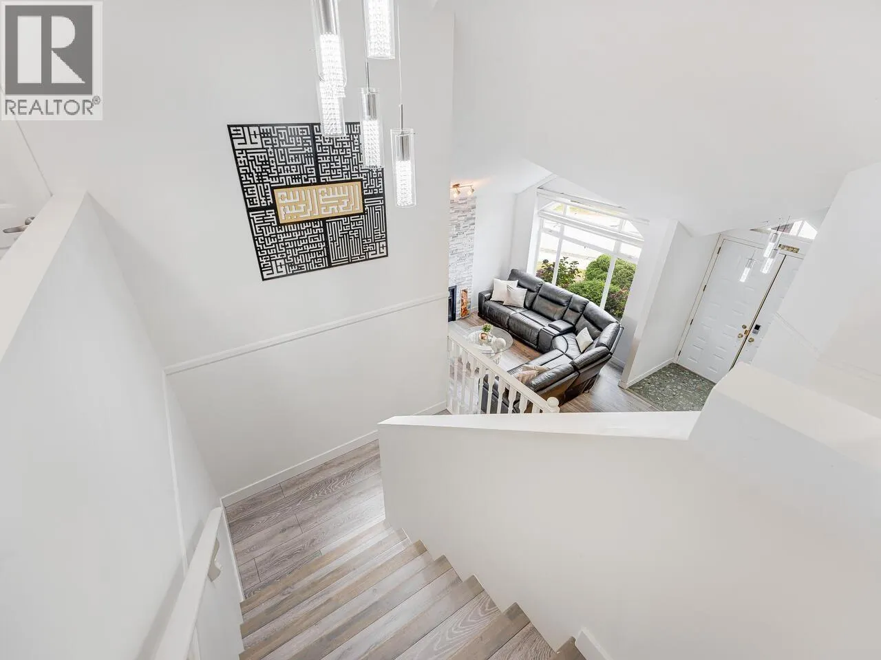 1668 PLATEAU CRESCENT