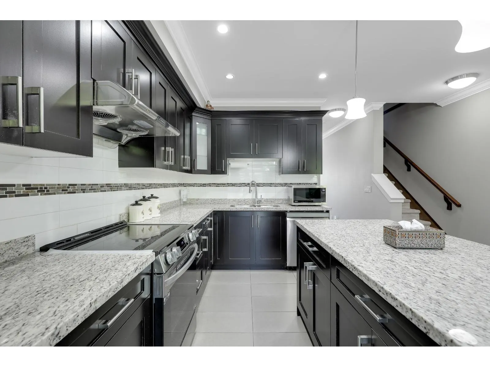 50 6383 140 STREET