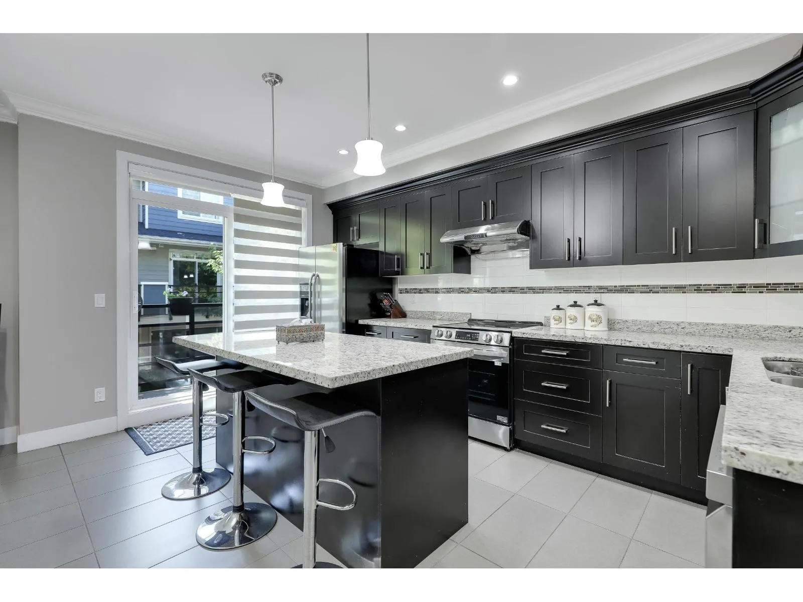 50 6383 140 STREET