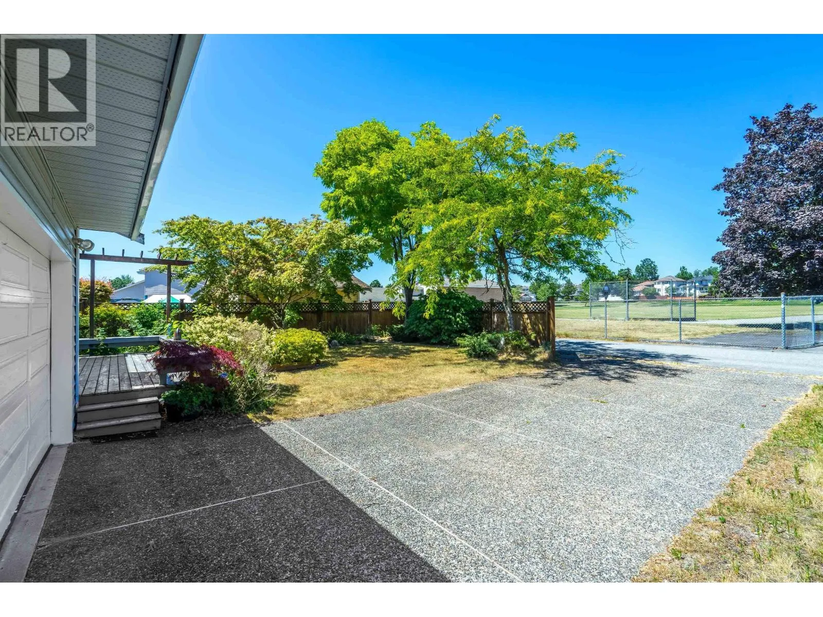 915 CITADEL DRIVE
