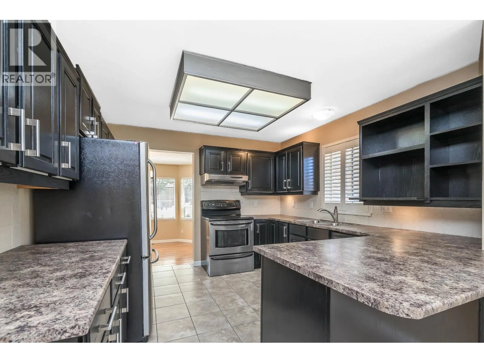 915 CITADEL DRIVE