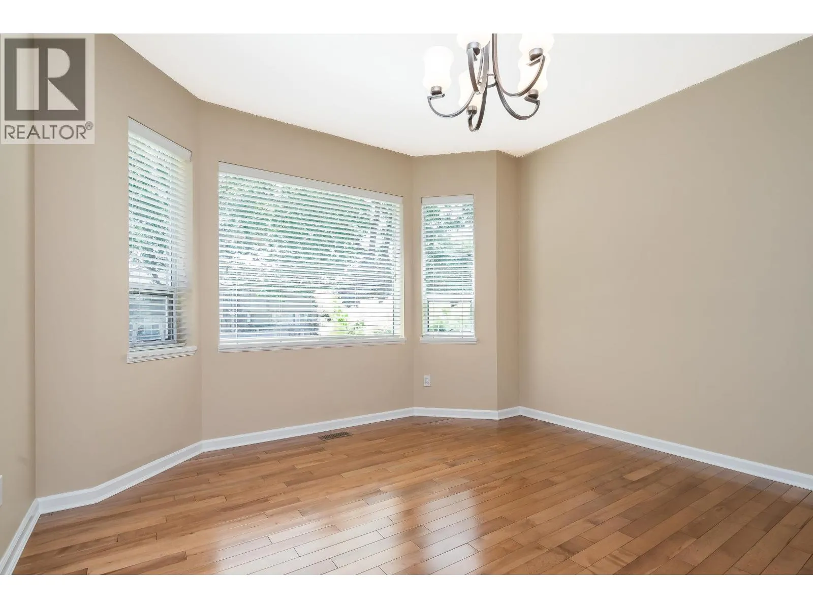 915 CITADEL DRIVE