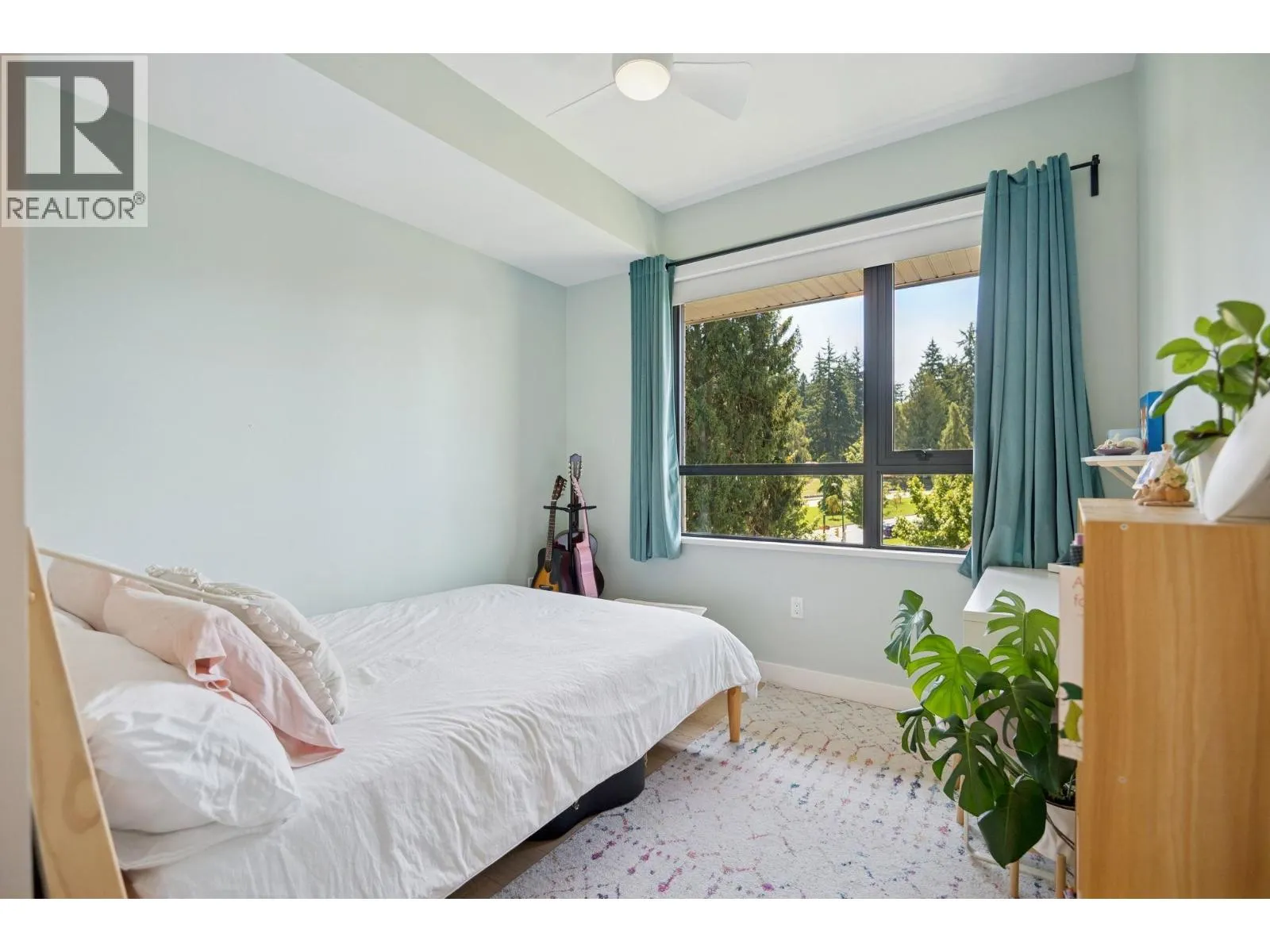 510 4427 CAMBIE STREET
