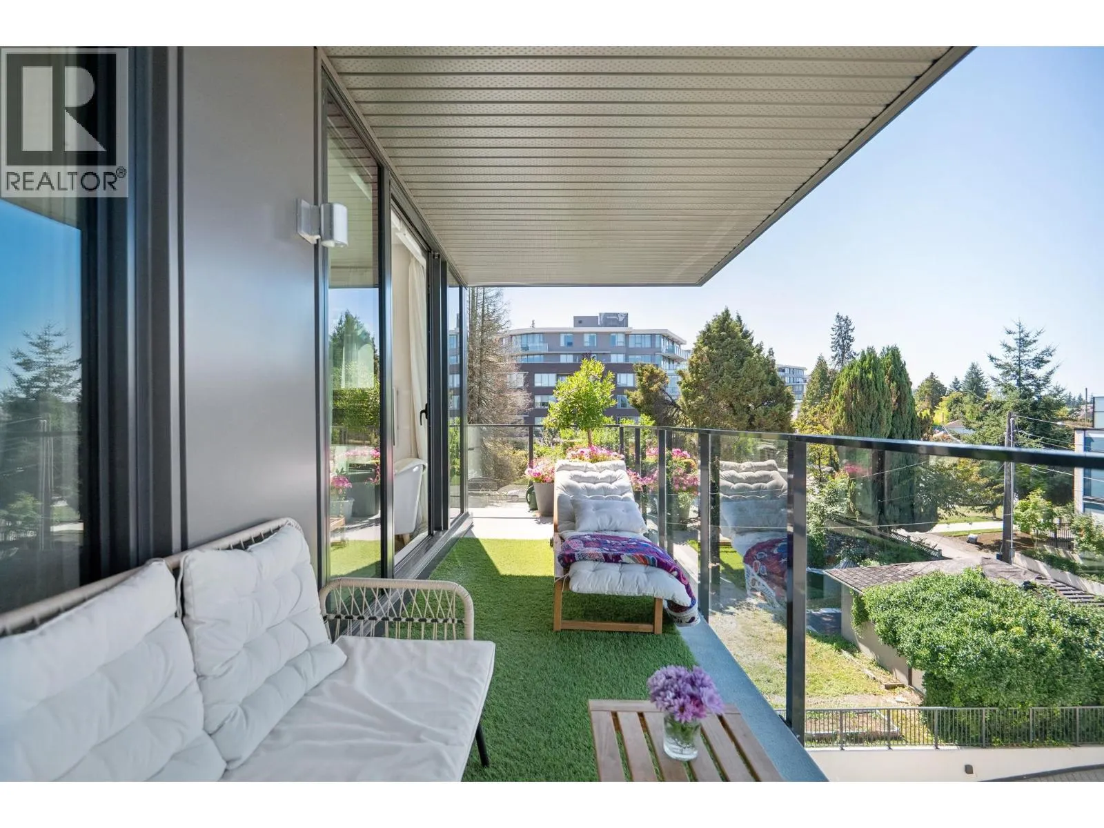 510 4427 CAMBIE STREET