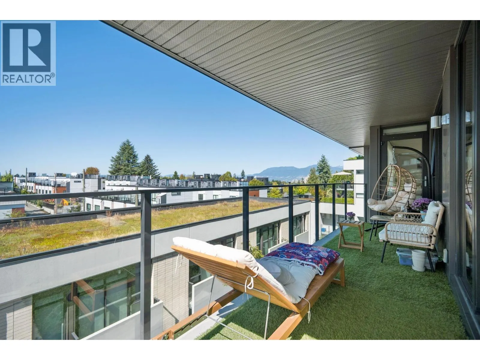 510 4427 CAMBIE STREET