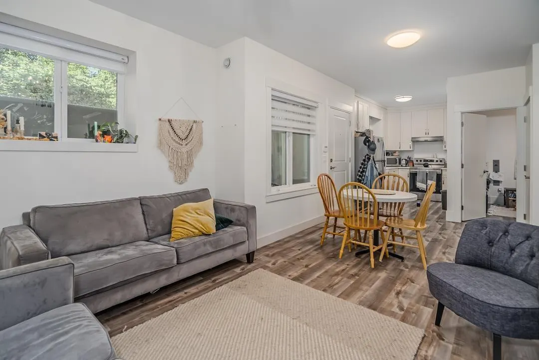 15960 105A AVENUE