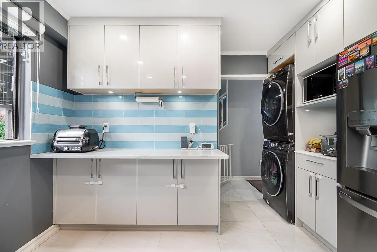 15 10771 MORTFIELD ROAD