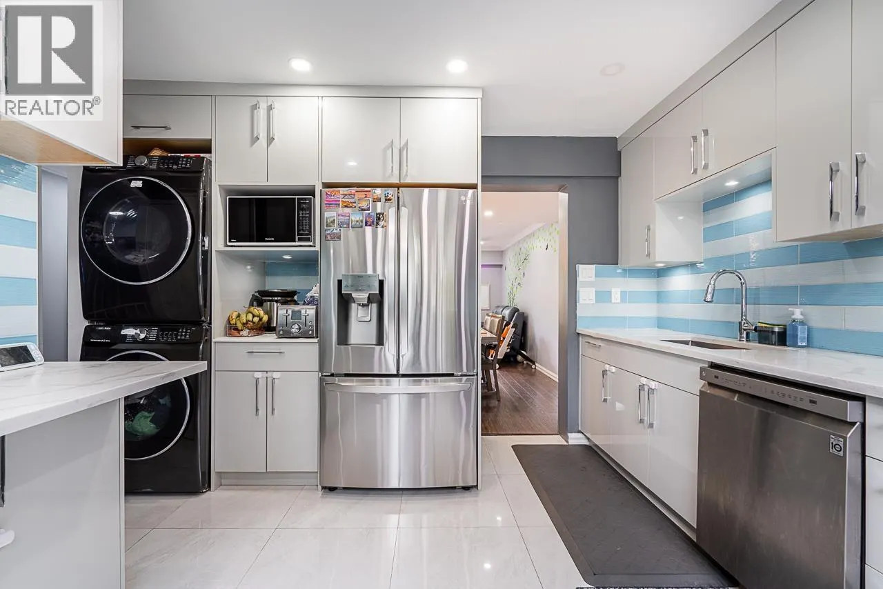 15 10771 MORTFIELD ROAD