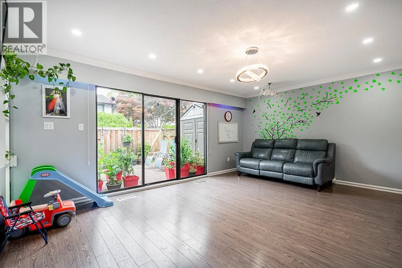 15 10771 MORTFIELD ROAD