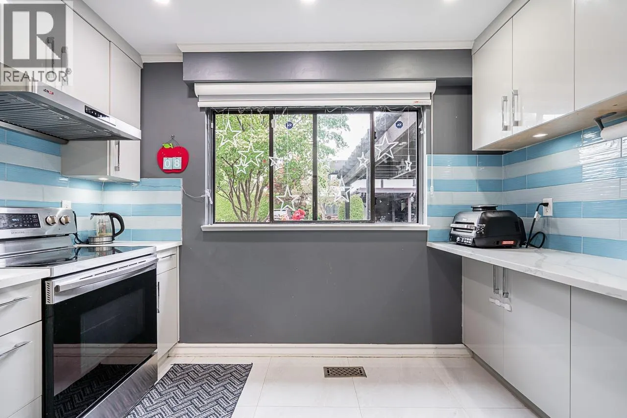 15 10771 MORTFIELD ROAD