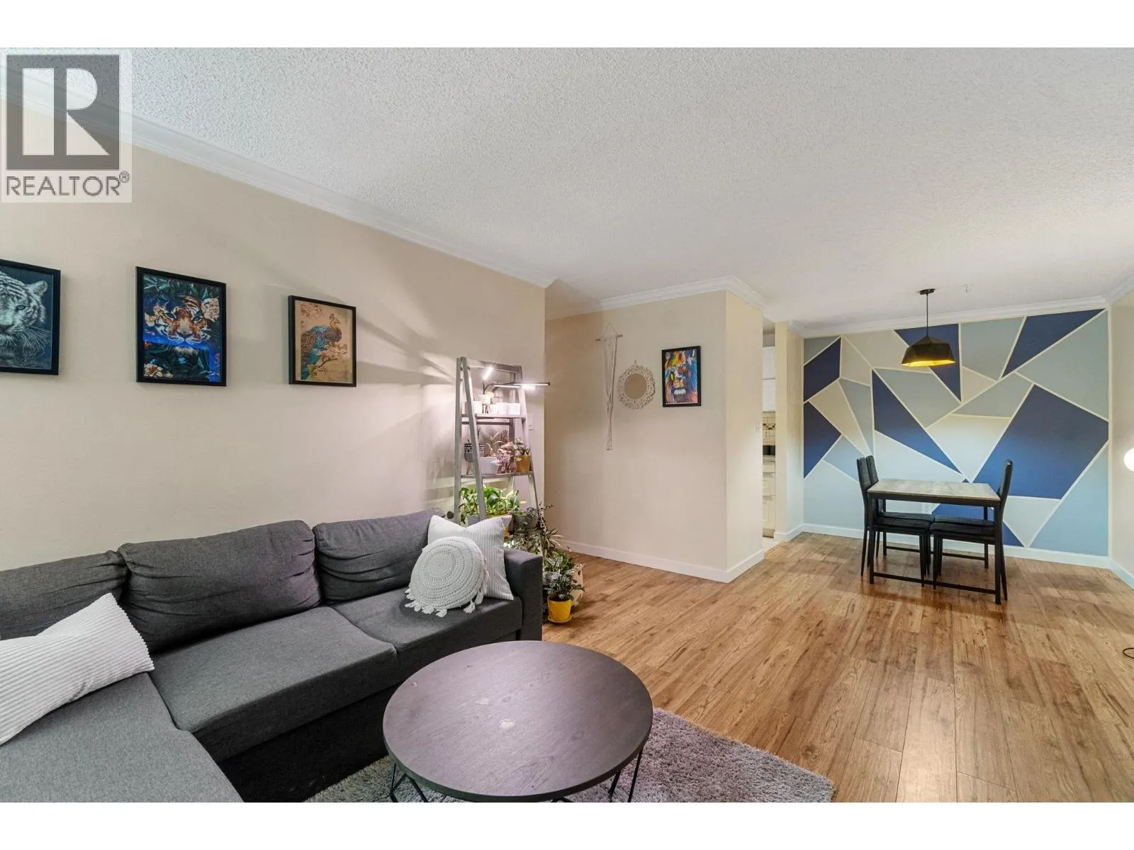 118 7431 MINORU BOULEVARD