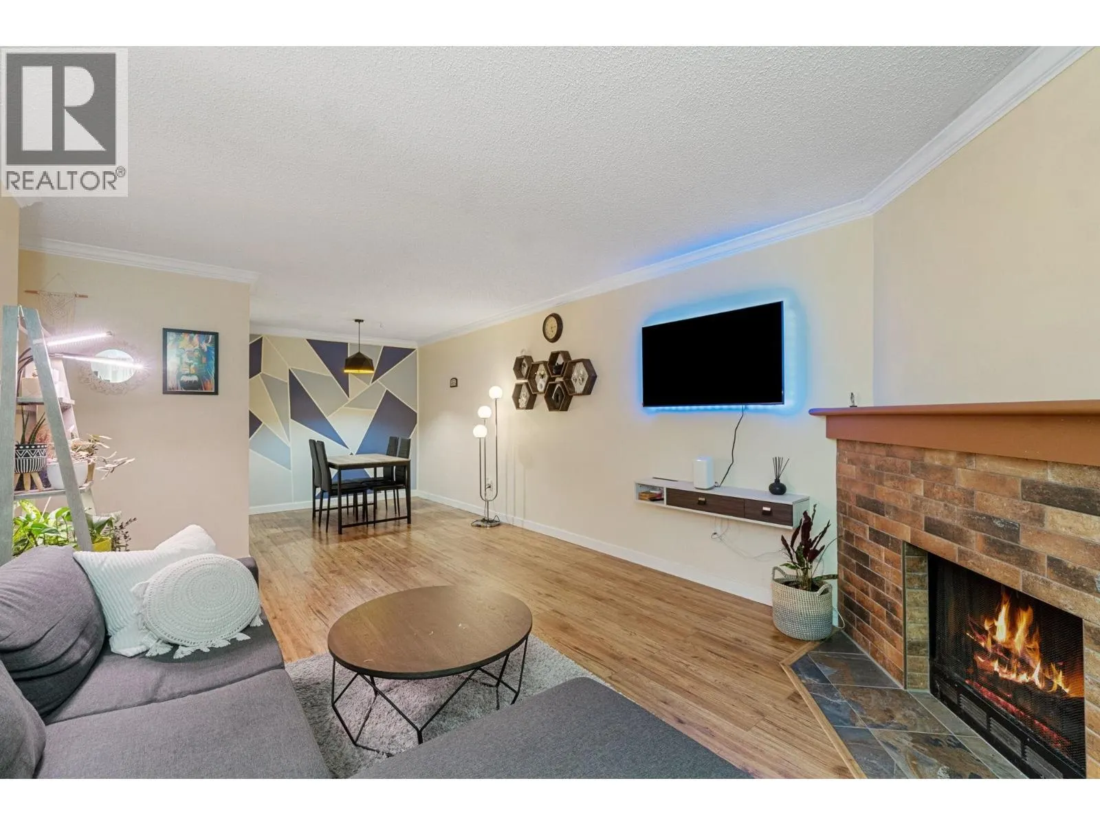 118 7431 MINORU BOULEVARD