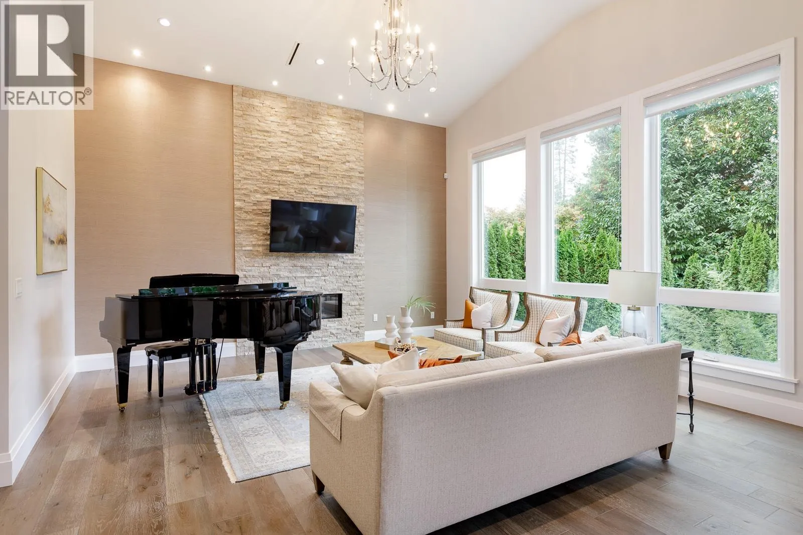 1393 GREENBRIAR WAY
