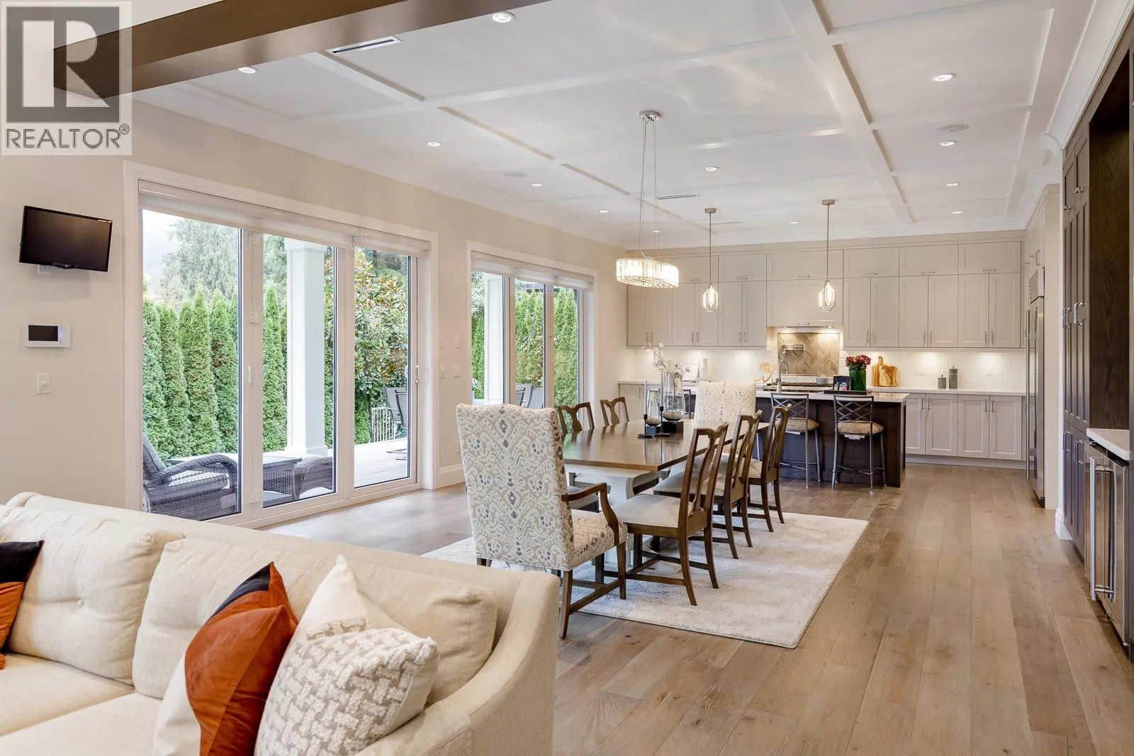 1393 GREENBRIAR WAY