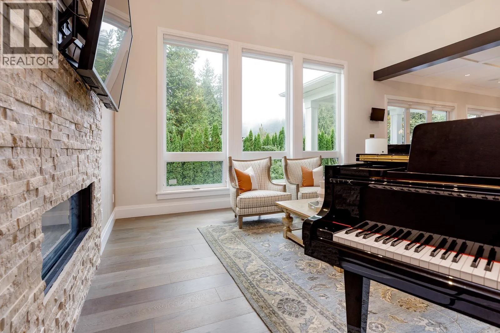 1393 GREENBRIAR WAY