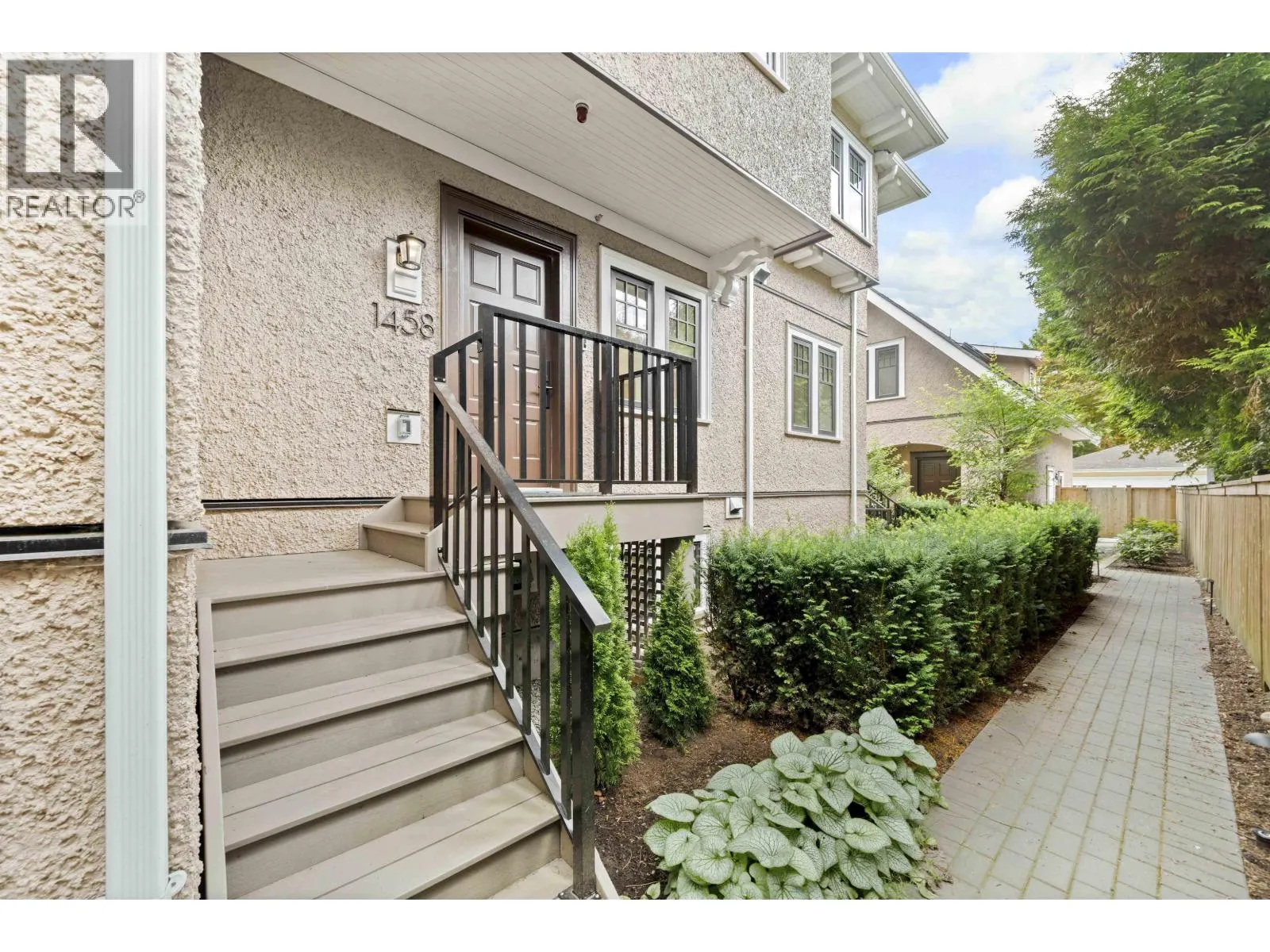 1458 W 45TH AVENUE