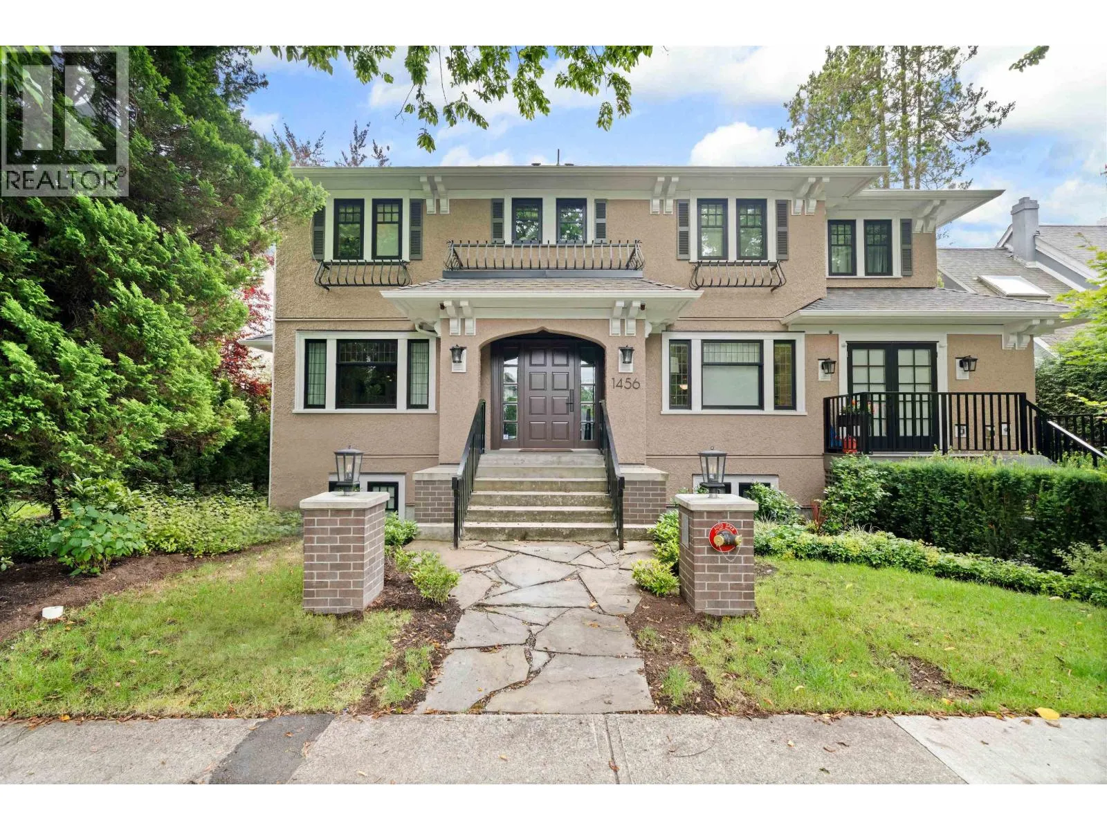 1458 W 45TH AVENUE