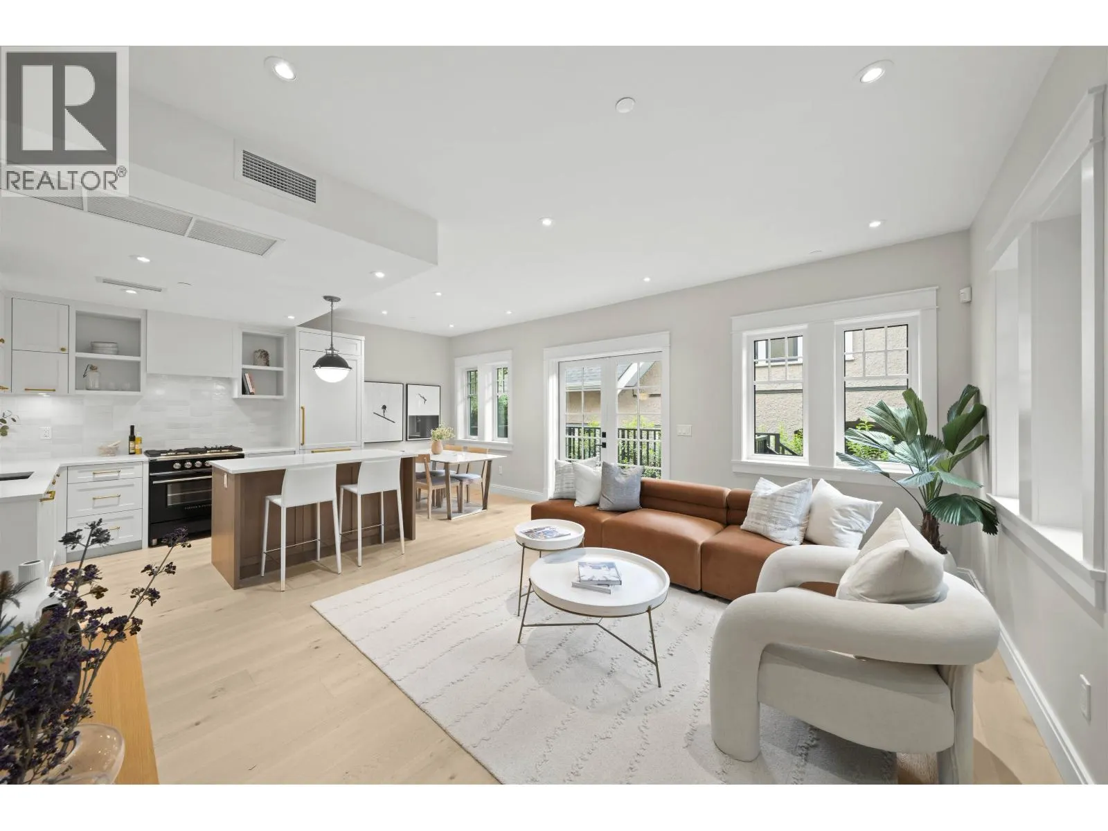 1458 W 45TH AVENUE