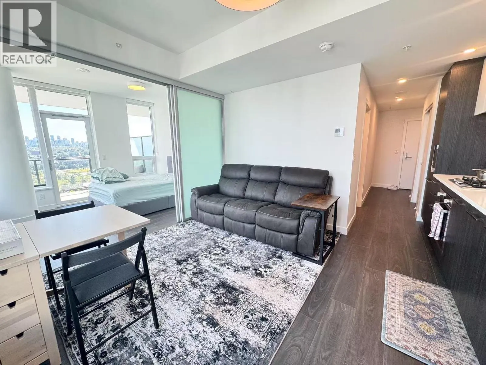 1602 2425 ALPHA AVENUE AVENUE