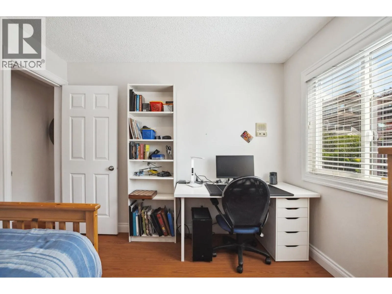 7347 QUEENSTON COURT