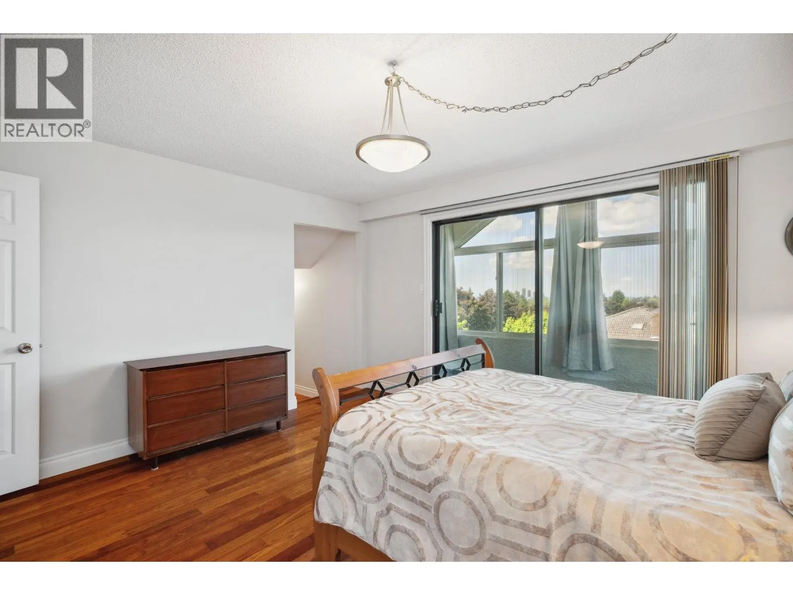 7347 QUEENSTON COURT