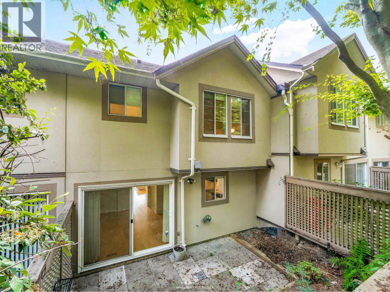 3461 AMBERLY PLACE
