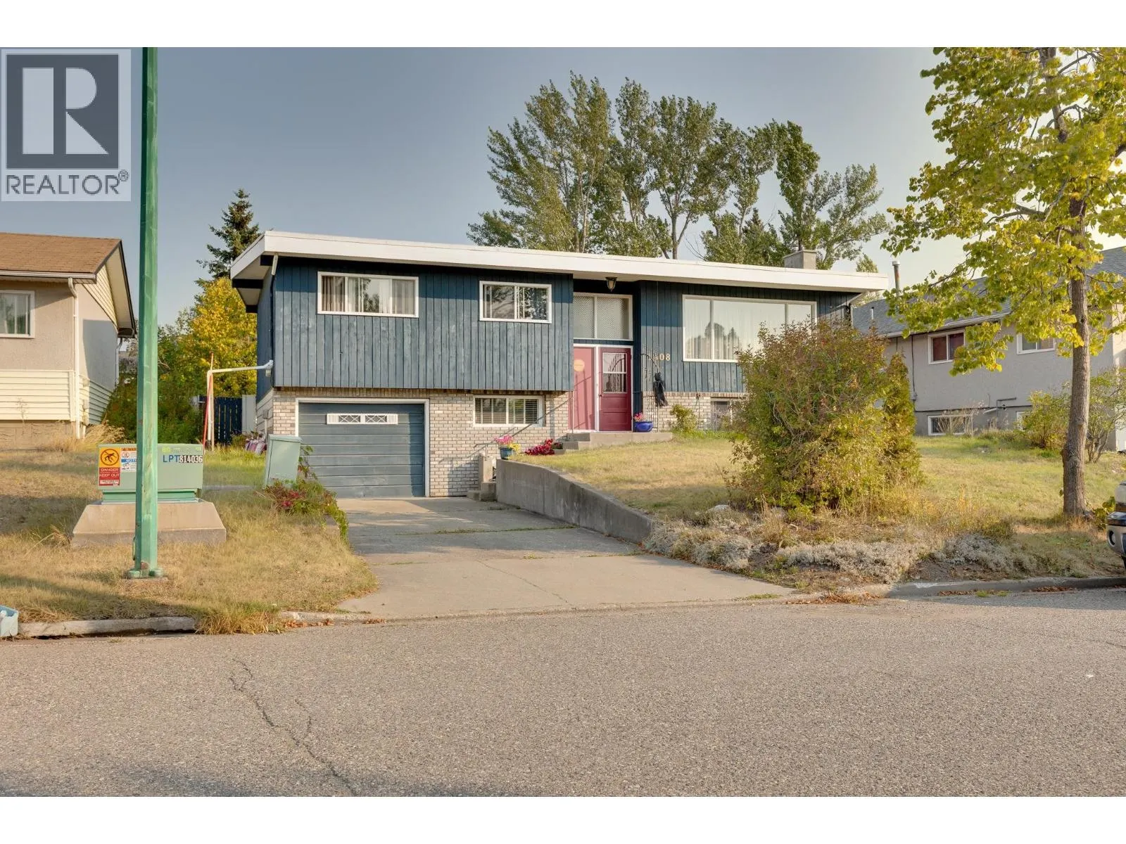 1408 FRASER CRESCENT