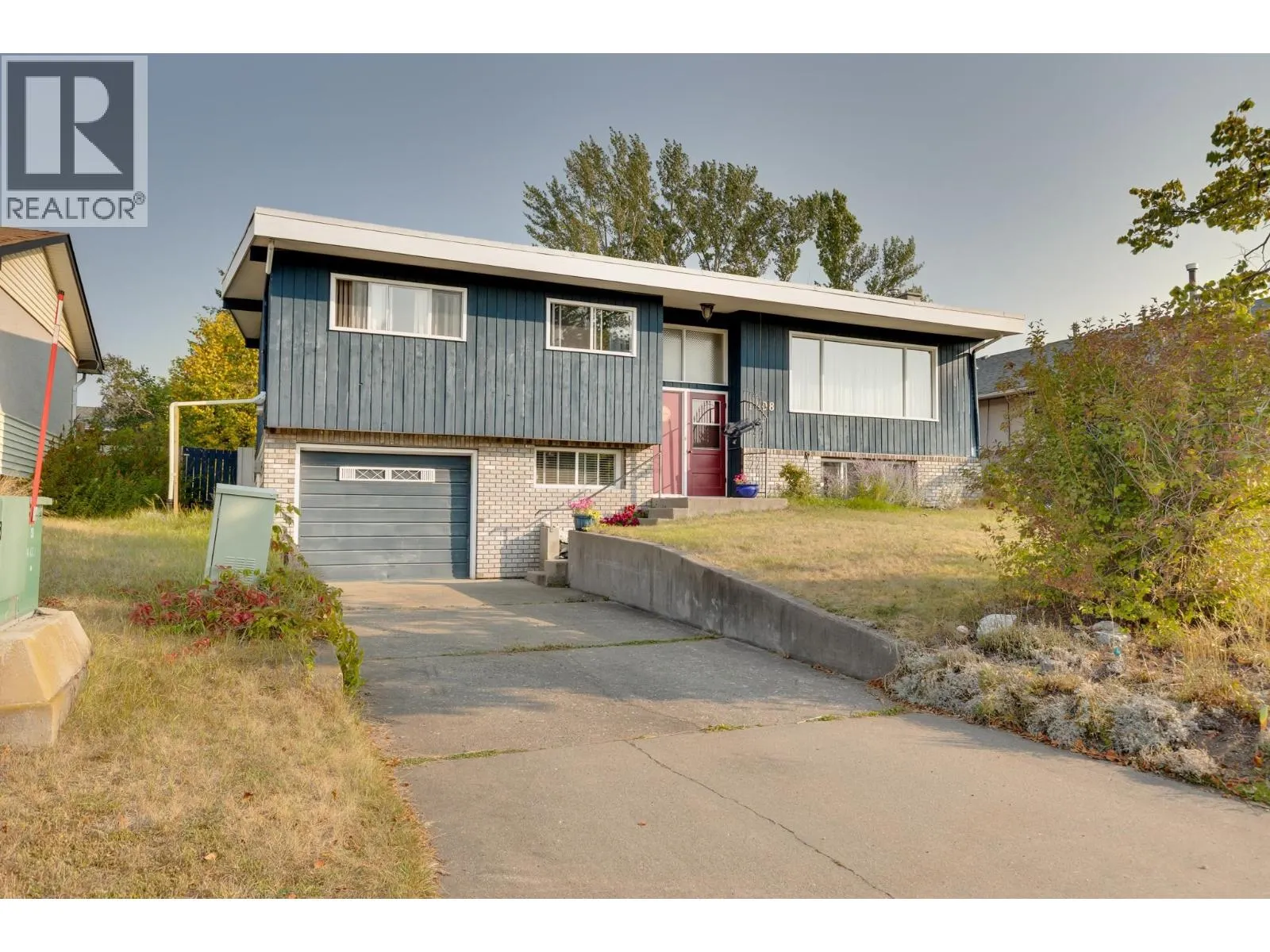 1408 FRASER CRESCENT