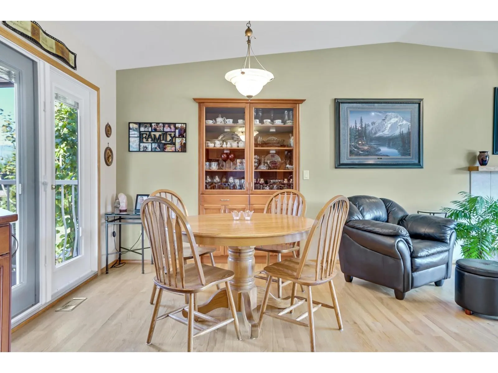 6075 GLENGARRY DRIVE|Sardis South
