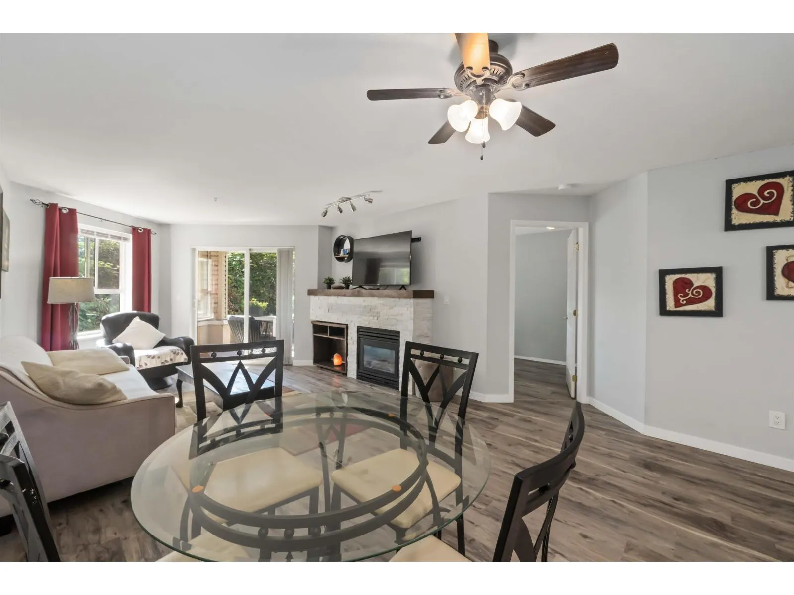 113 3176 GLADWIN ROAD