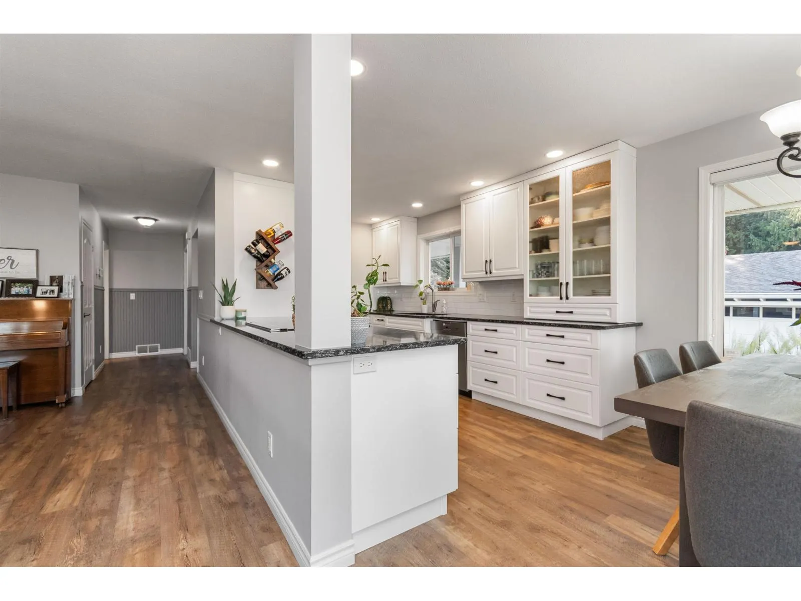 7329 MARBLE HILL ROAD|Eastern Hillsides
