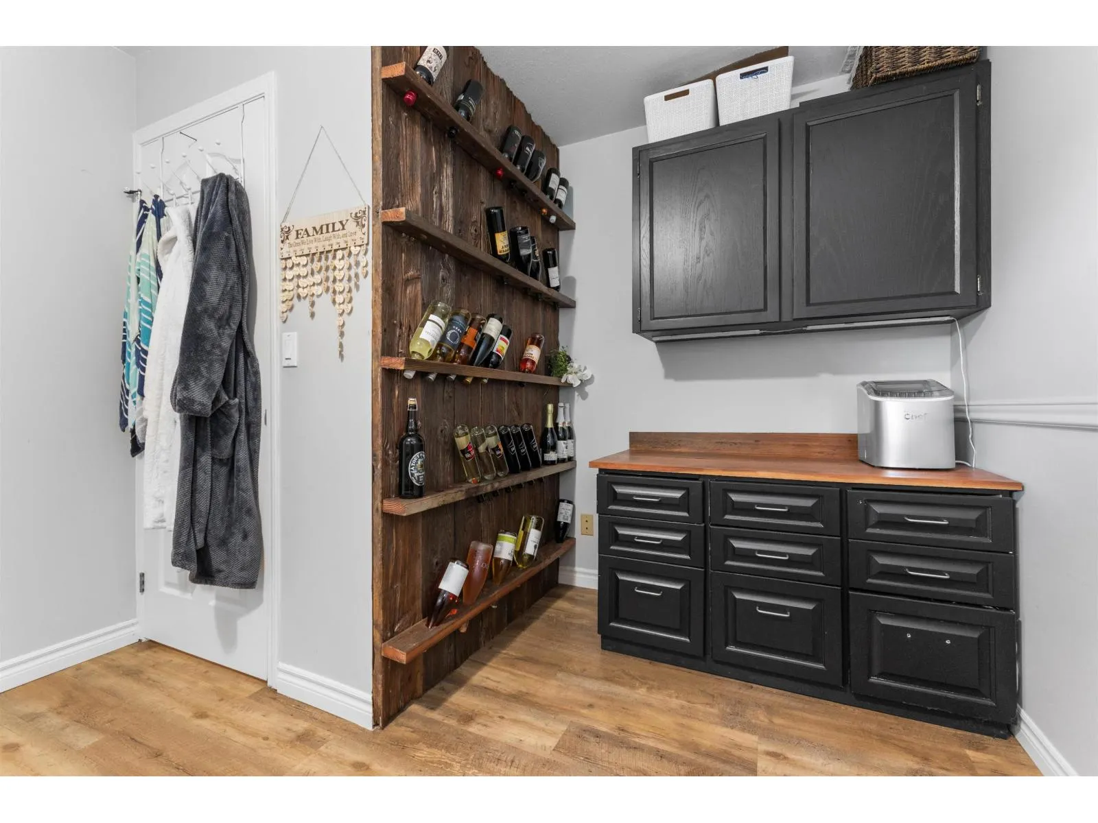 7329 MARBLE HILL ROAD|Eastern Hillsides