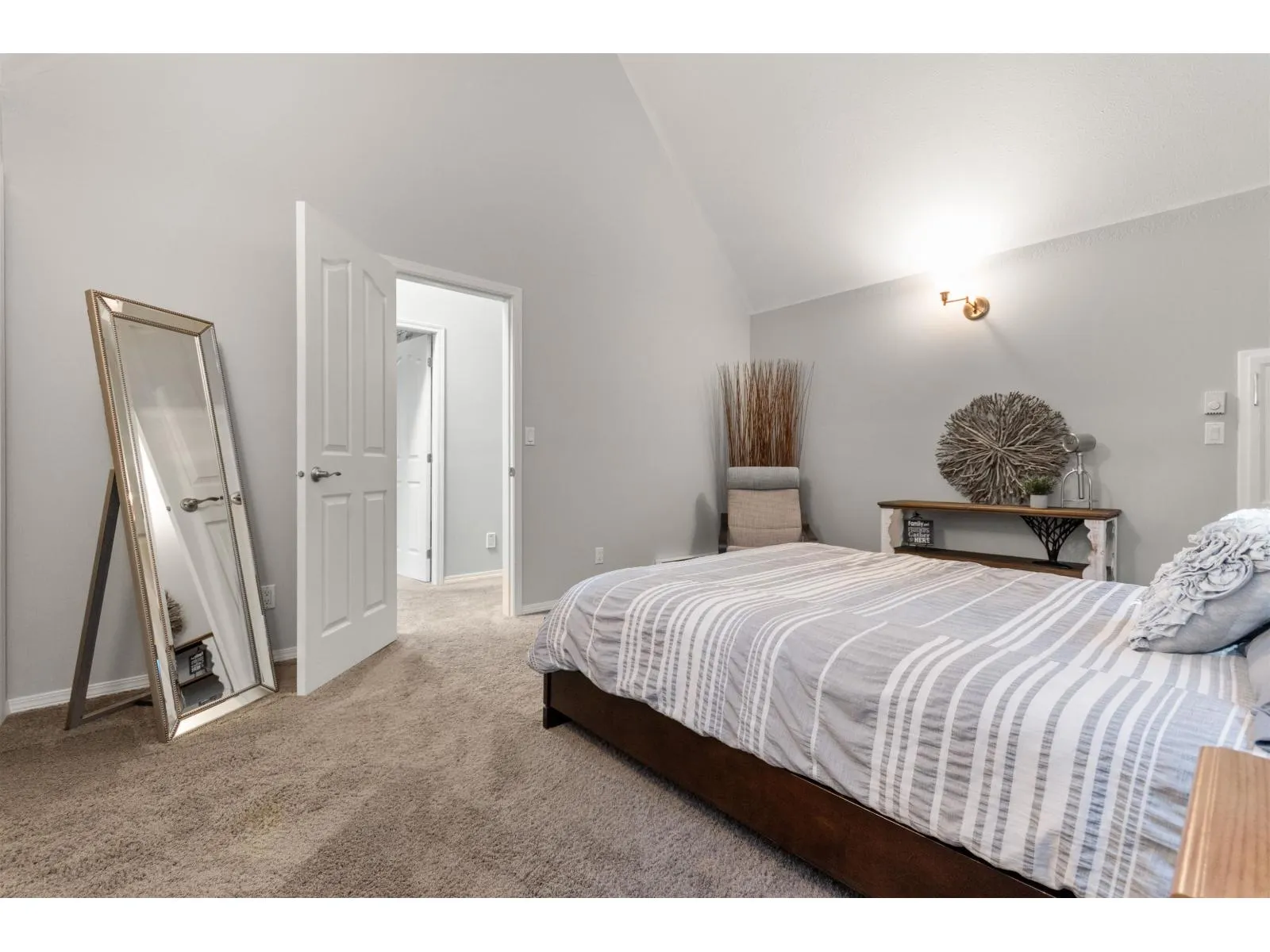 7329 MARBLE HILL ROAD|Eastern Hillsides