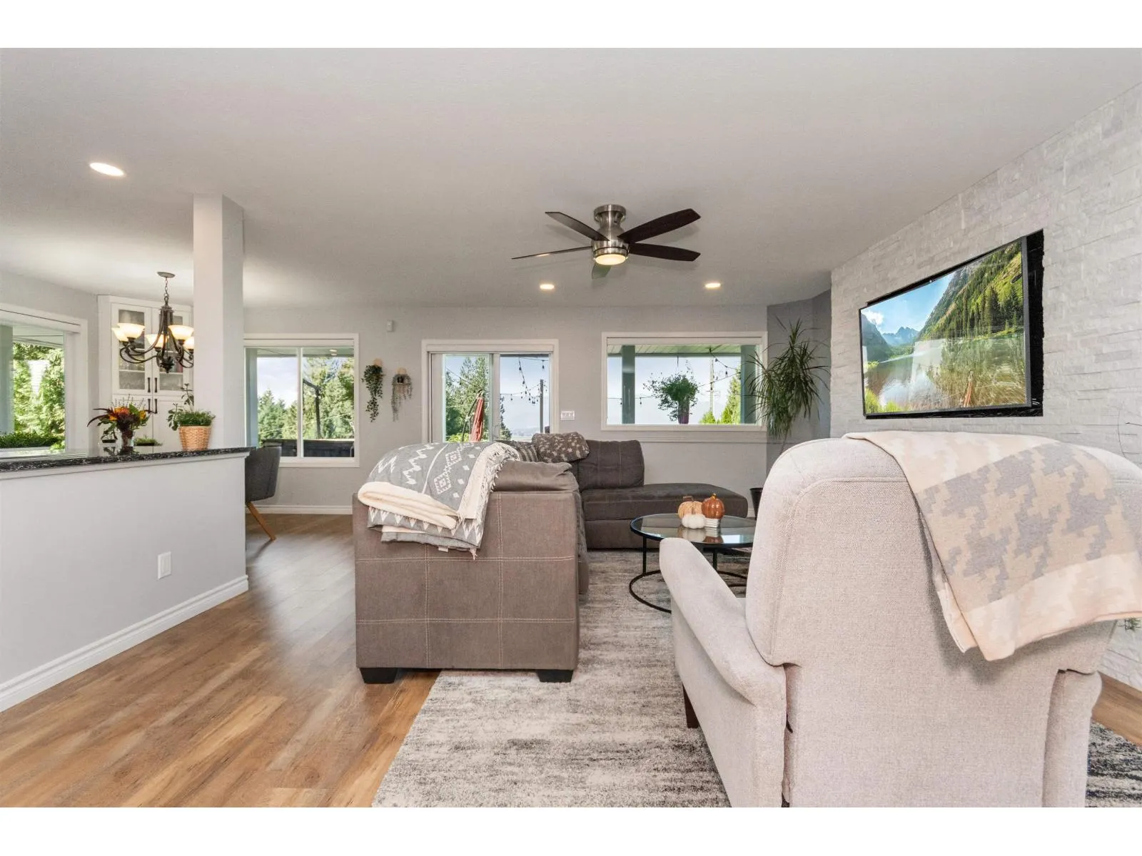 7329 MARBLE HILL ROAD|Eastern Hillsides