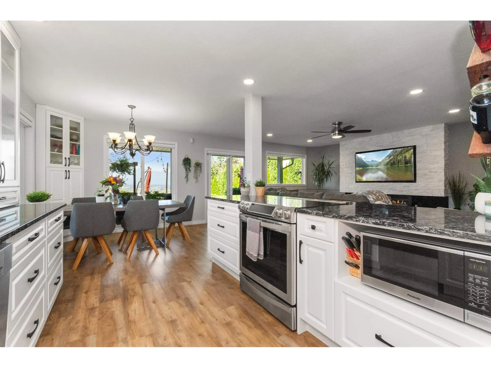 7329 MARBLE HILL ROAD|Eastern Hillsides