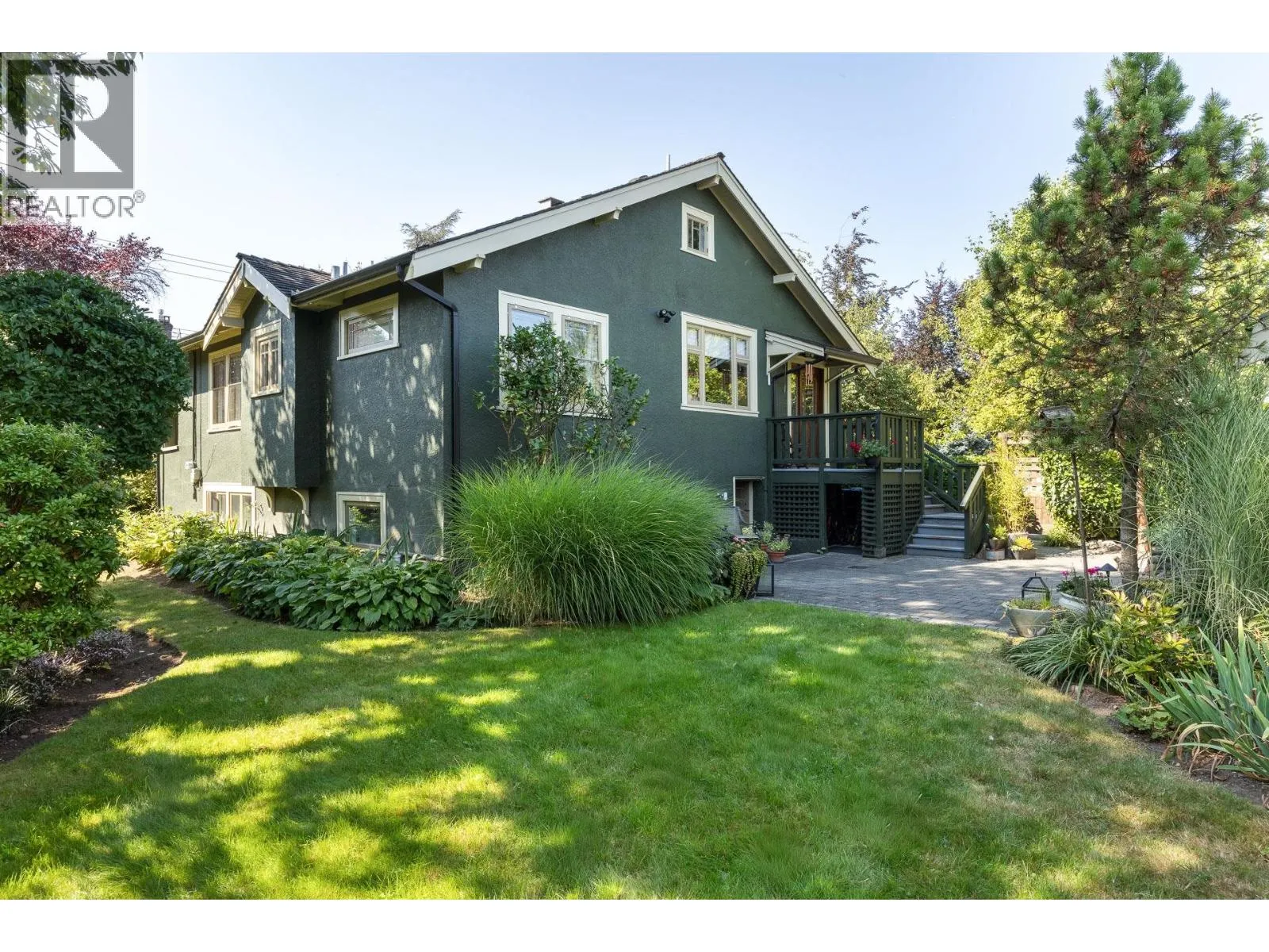 415 THIRD STREET