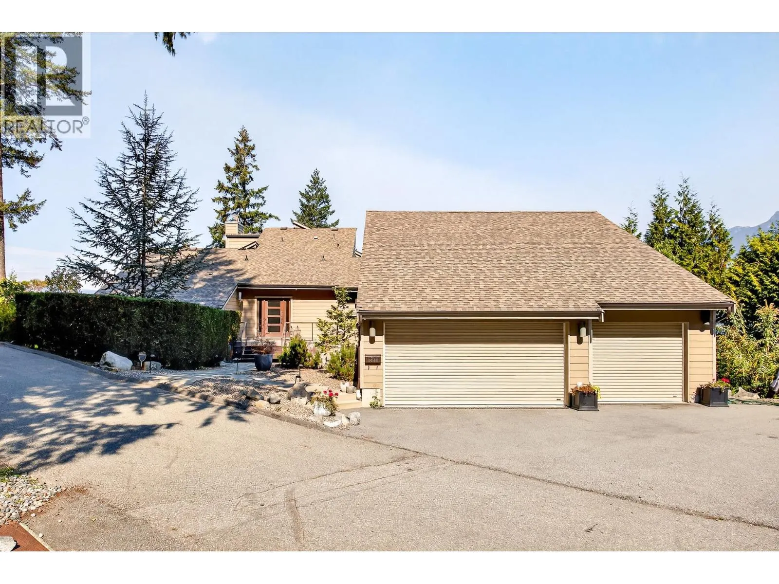 8598 BEDORA PLACE