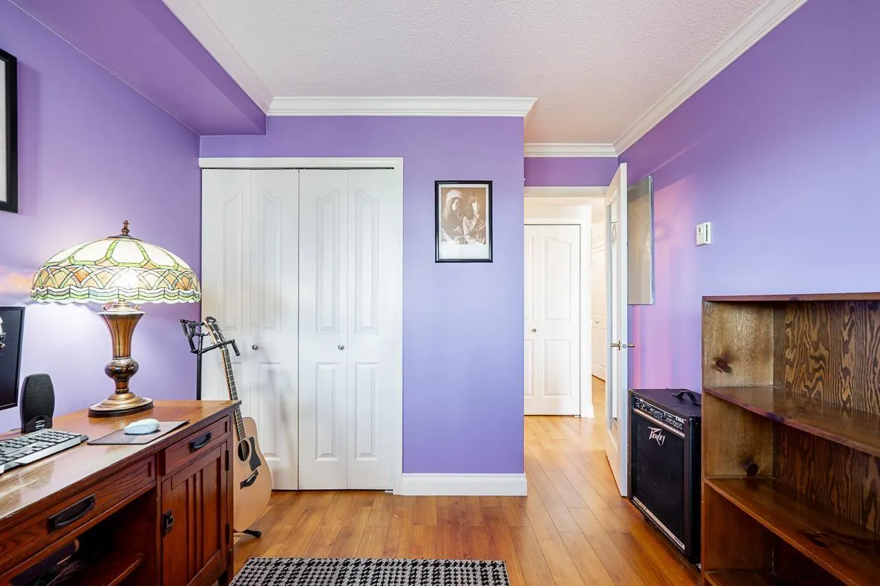 405 3190 GLADWIN ROAD
