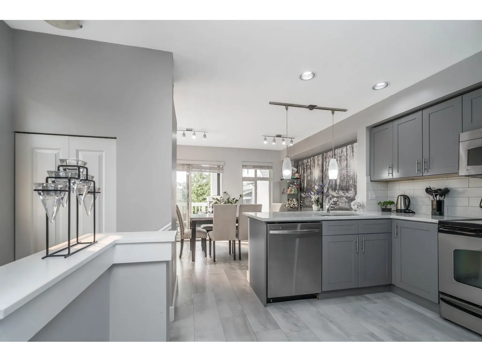 170 16177 83 AVENUE