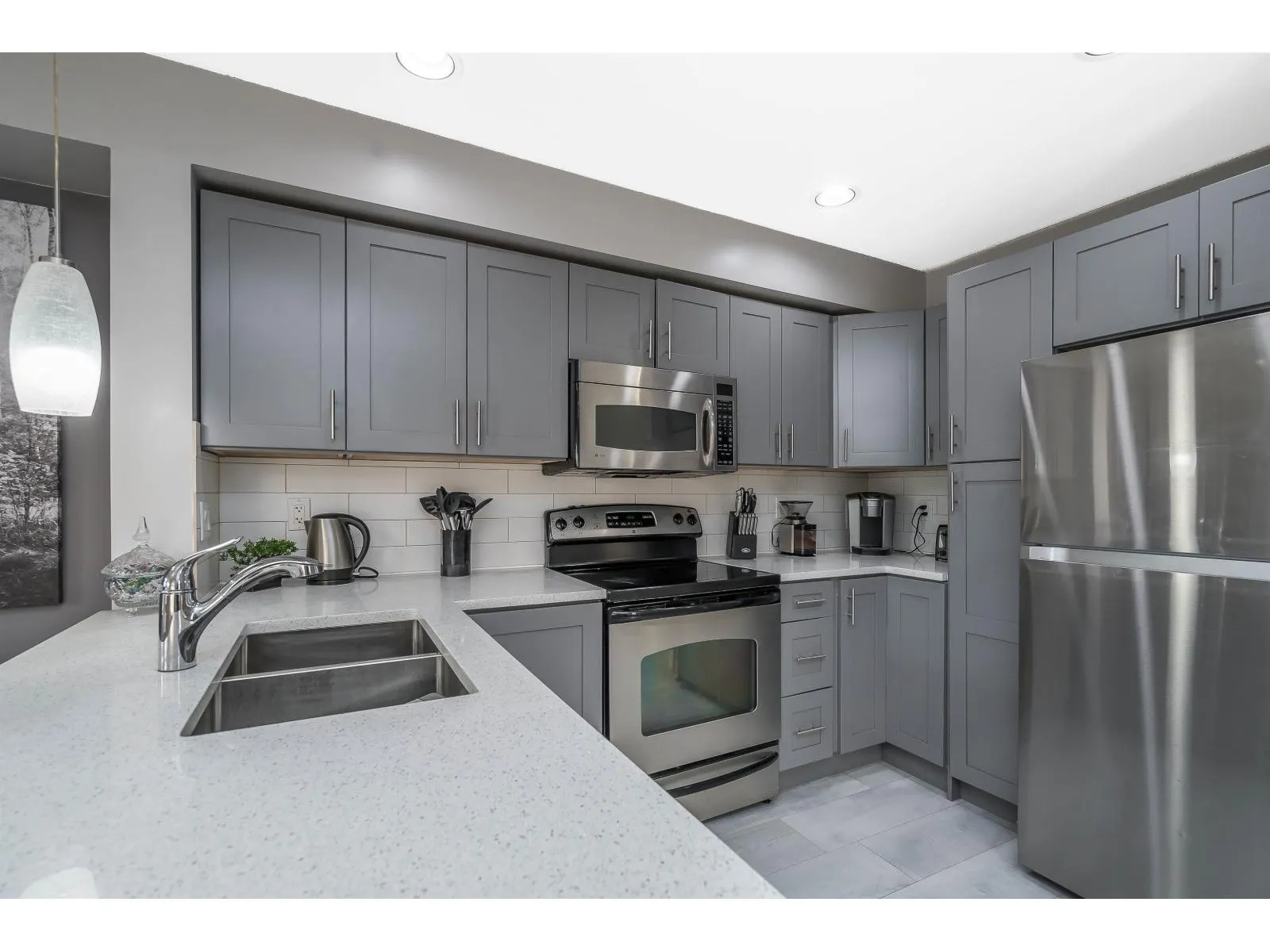 170 16177 83 AVENUE