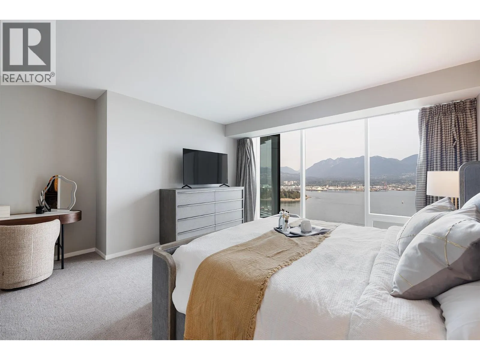 3307 1011 W CORDOVA STREET