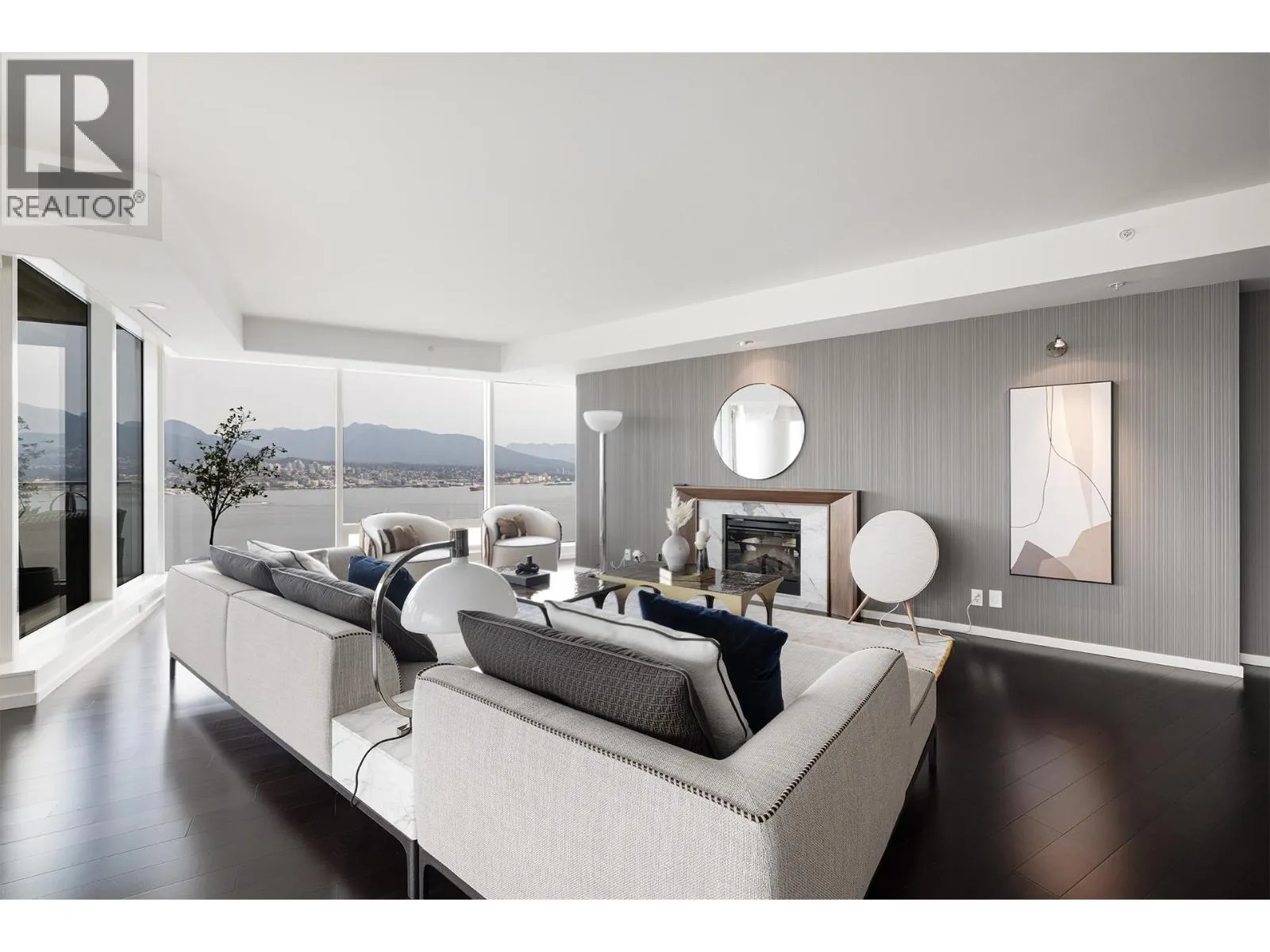3307 1011 W CORDOVA STREET