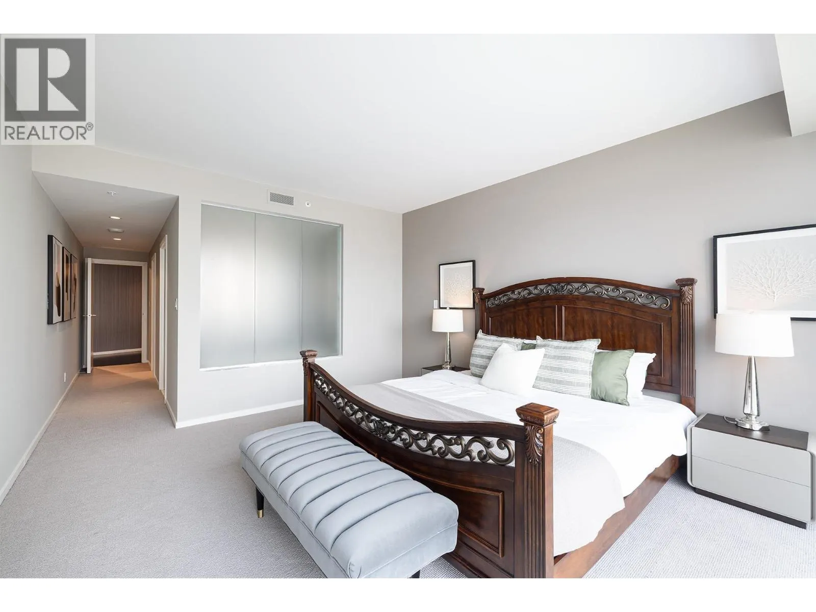 3307 1011 W CORDOVA STREET
