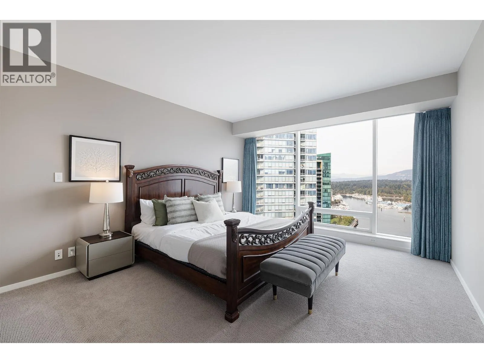 3307 1011 W CORDOVA STREET