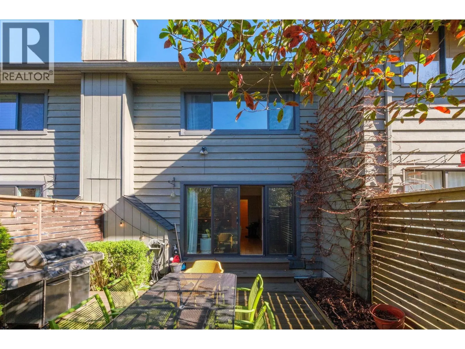 36 1910 CEDAR VILLAGE CRESCENT