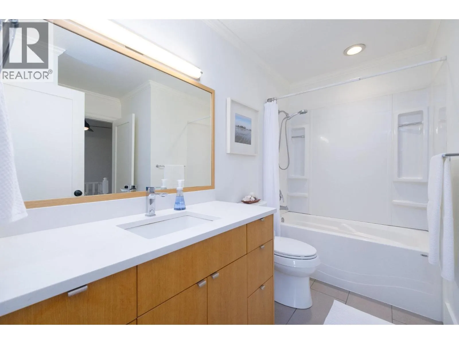 36 1910 CEDAR VILLAGE CRESCENT