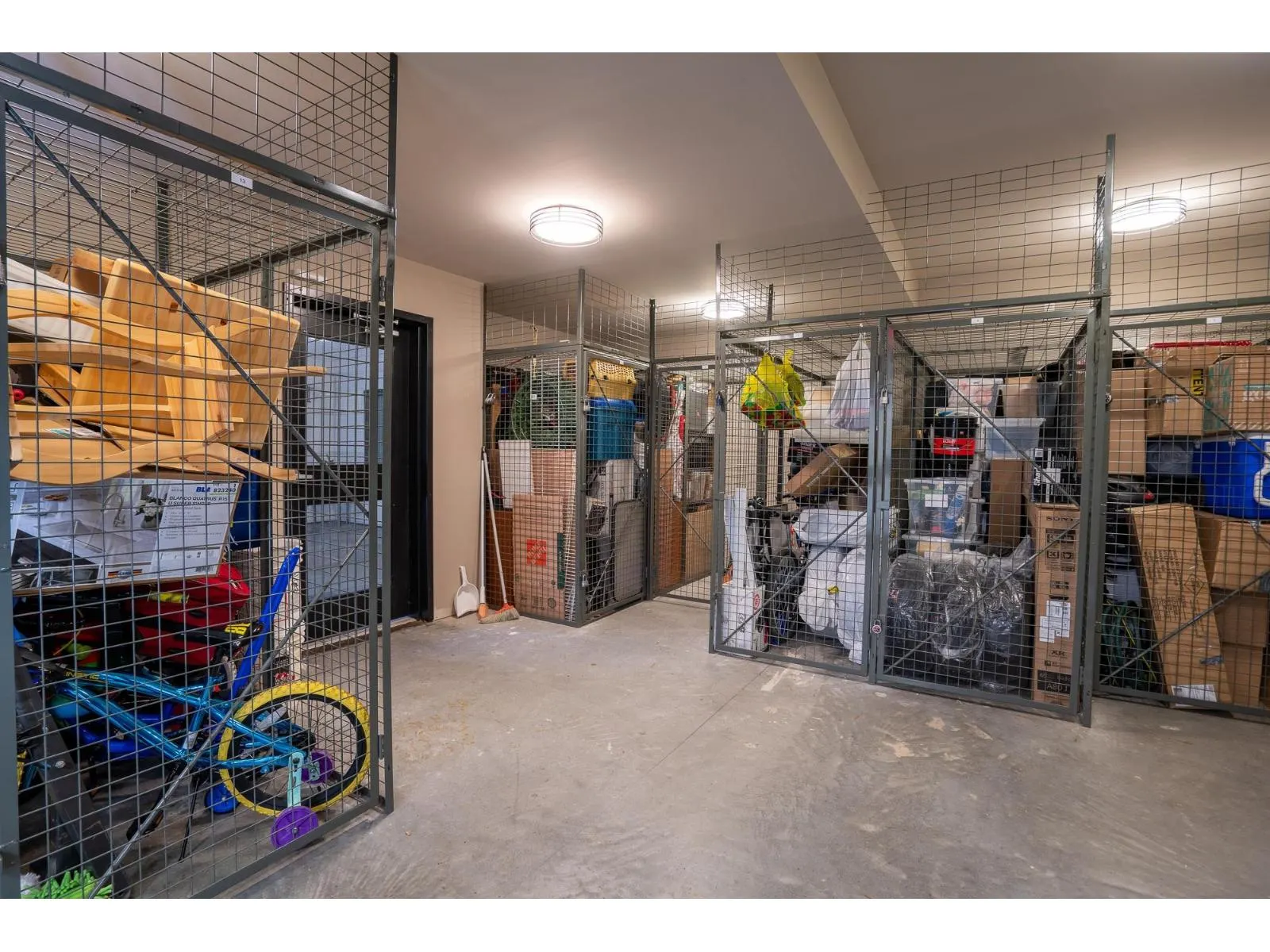 411 14358 60 AVENUE