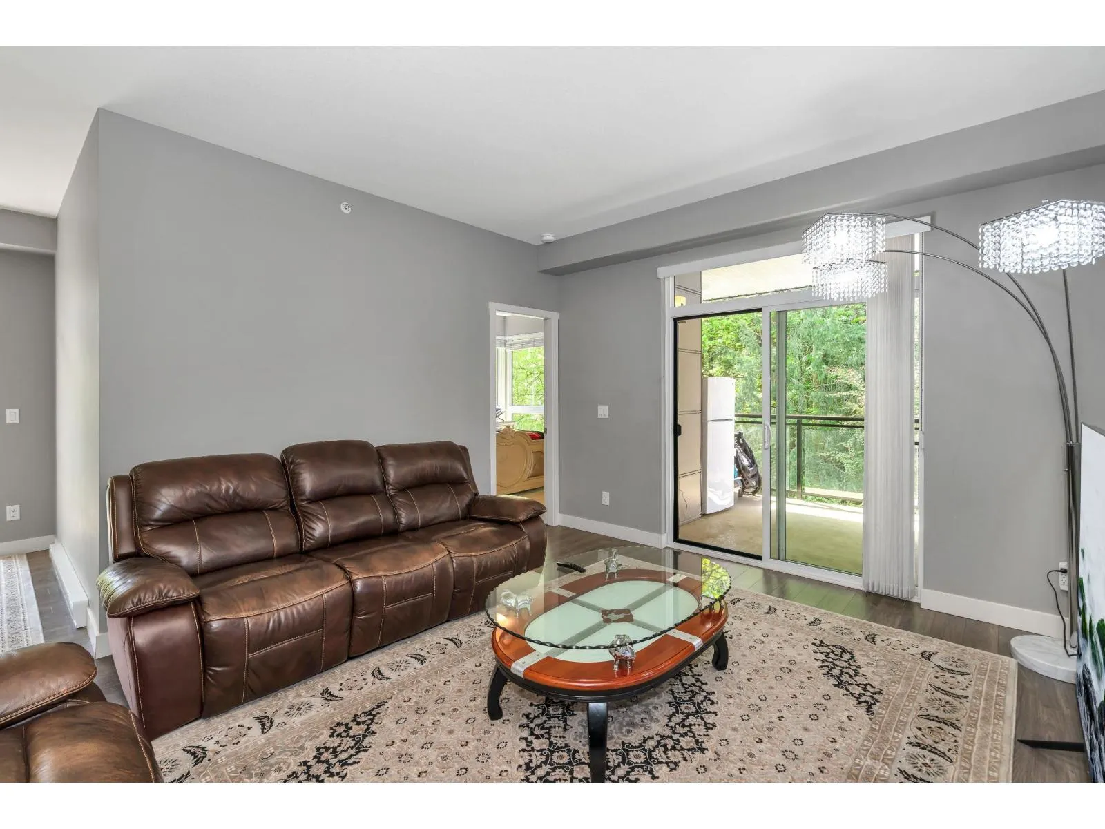 411 14358 60 AVENUE