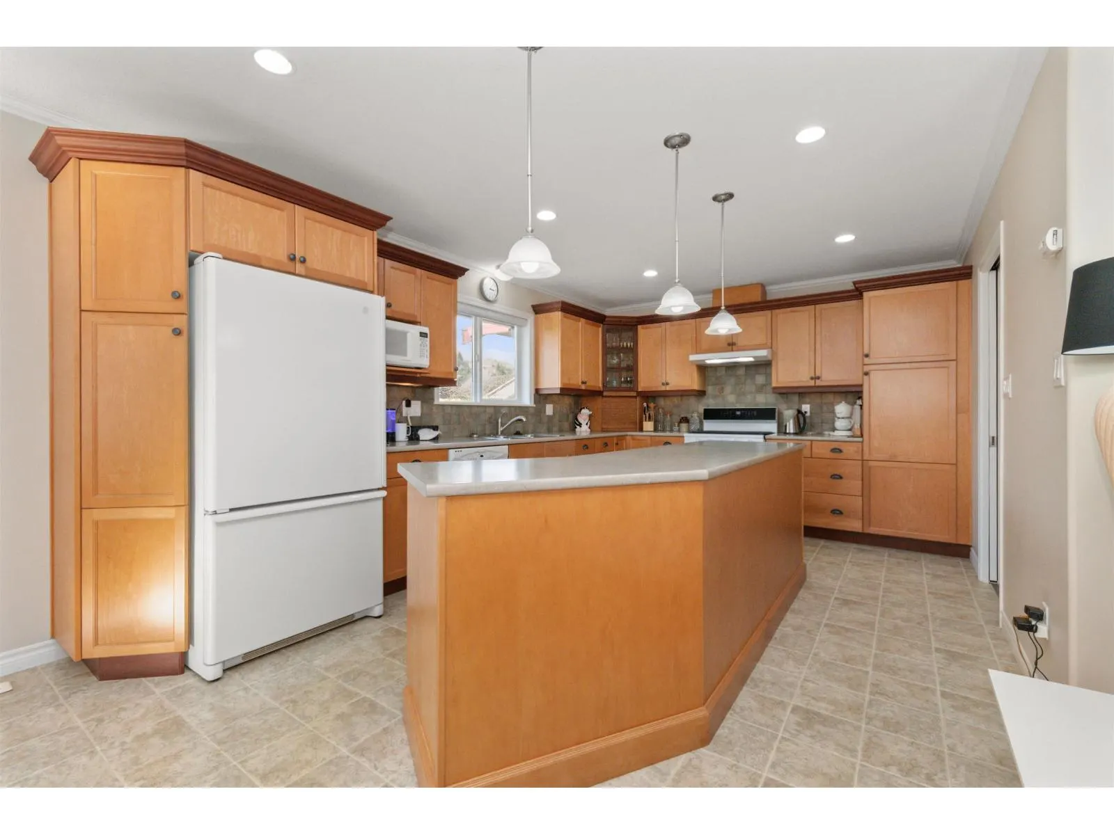 16 7330 ELM ROAD|Agassiz